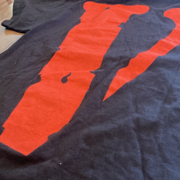 Vlone - Picture 5 of 6